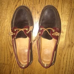 Sperry Topsiders- Gold Cup